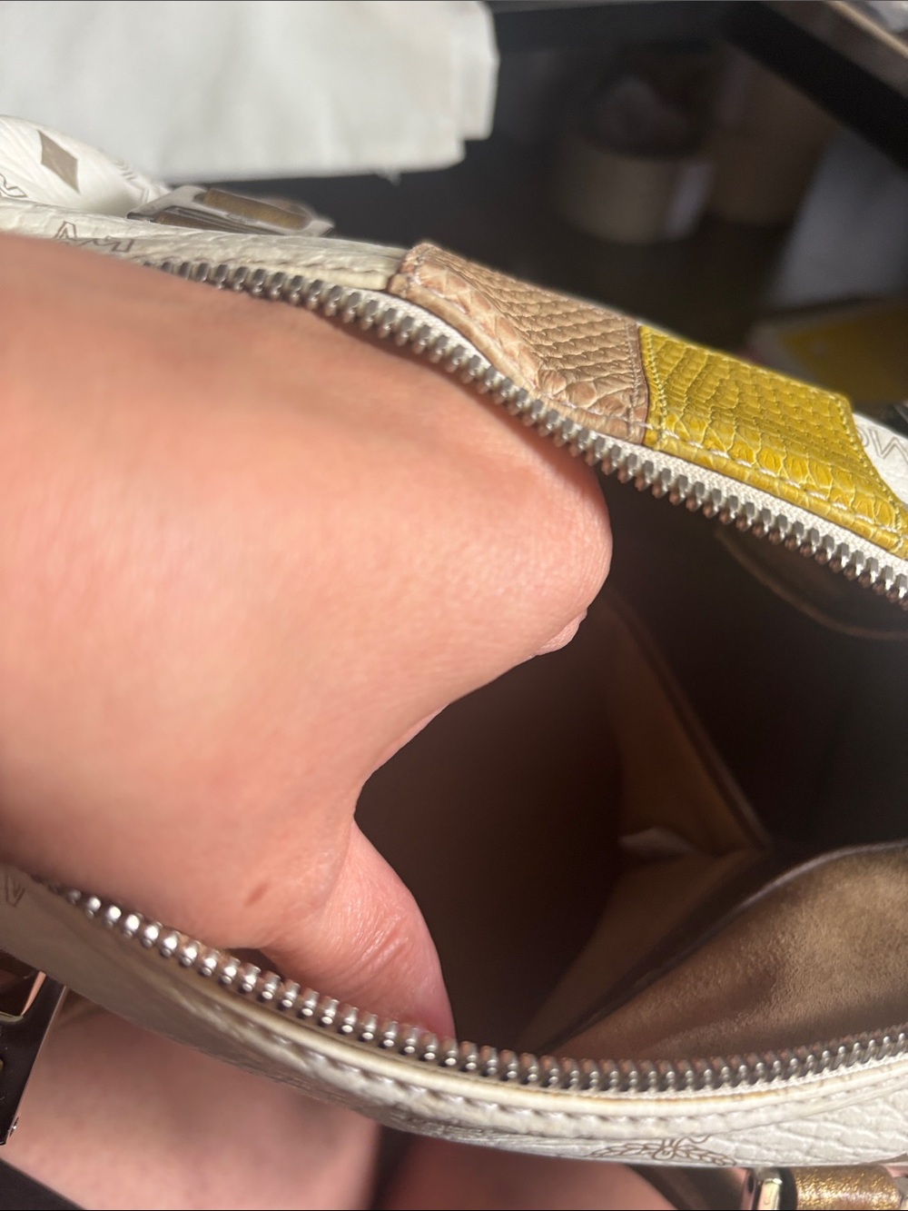 MCM Princess lion limited edition Boston bag - Picture 13 of 17